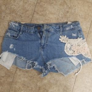Distressed Zara Jean shorts